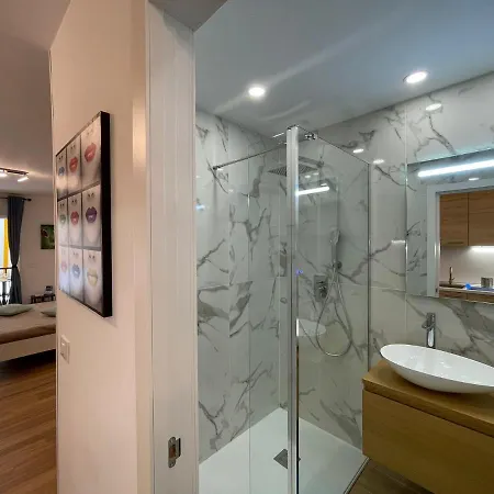 Modern In Eldorado Quicksilver Near The Apartamento