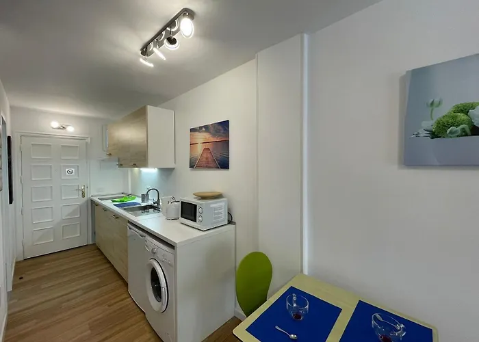 Modern In Eldorado Quicksilver Near The * ארונה