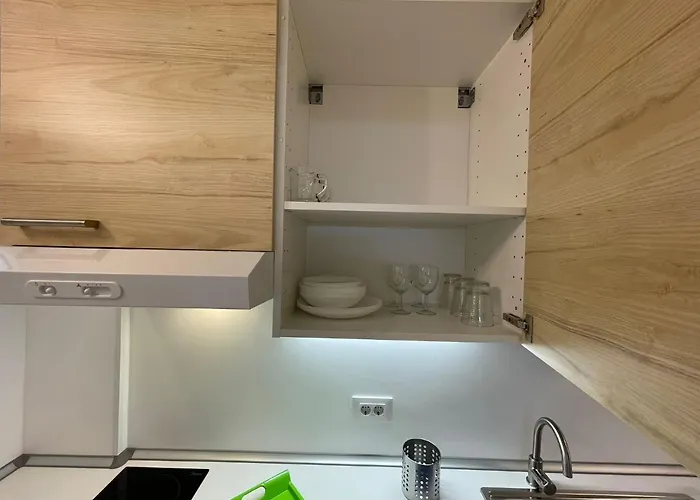 Modern In Eldorado Quicksilver Near The * ארונה